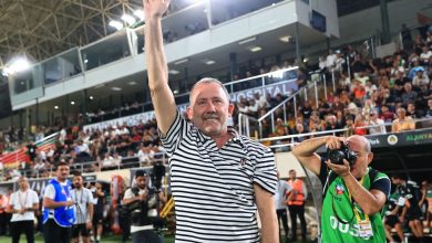 Beşiktaş, Ole Gunnar Solskjaer ile ayrılığının ardından teknik direktör Sergen Yalçın ile ilk maçında Alanyaspor deplasmanında 2-0 kaybetti