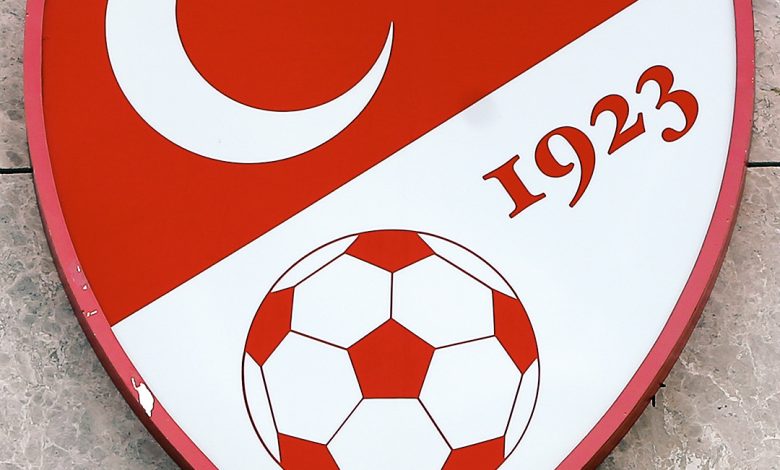 Beşiktaş'ın Süper Lig'de Kayserispor maçının ardından 3. haftadaki Konyaspor karşılaşması da ertelendi