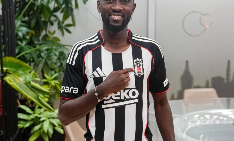 Wilfred Ndidi: Daha fazla galibiyet, daha fazla kupa 1 Beşiktaş'ın yeni transferi Wilfred Ndidi, yeni sezon öncesi iddialı açıklamalarda bulundu