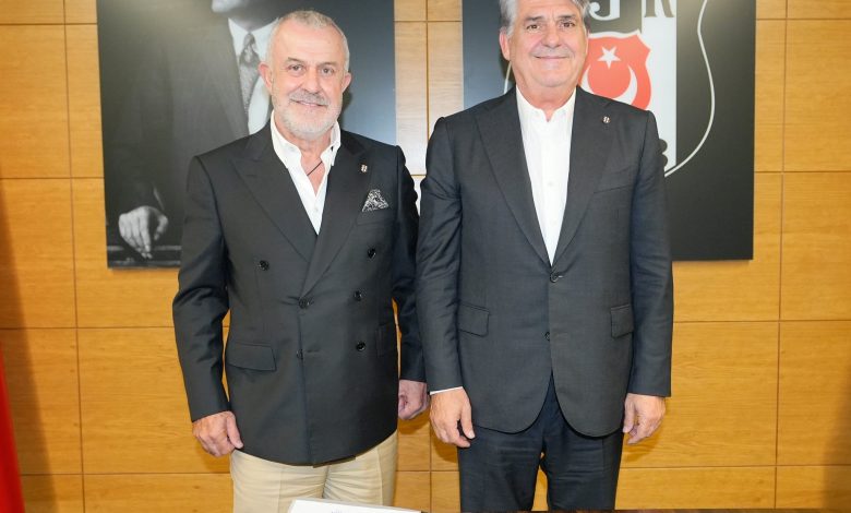 Affan Keçeci, Beşiktaş Başkanı Serdal Adalı'nın Divan Lokali ile ilgili kendisi gibi Divan Başkan Adayı olan Ahmet Ürkmezgil ile anlaşma yapmasına tepki gösterdi
