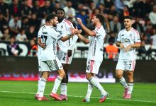 Beşiktaş Teknik Direktörü Sergen Yalçın, "Bizim biliyorsunuz +2'de kontenjan genç oyuncumuz yok. Sağ olsun scout ekibi çok güzel çalışmış aylardır" dedi