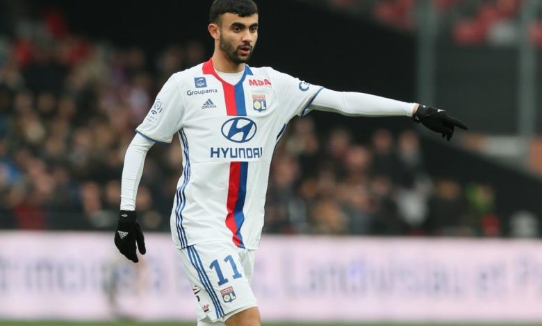 Rachid Ghezzal 8 yıl sonra geri döndü 1 Eski Beşiktaşlı Rachid Ghezzal, 2012-17 arasında formasını giydiği Fransız Lyon Kulübü ile bir yıllık sözleşme imzaladı