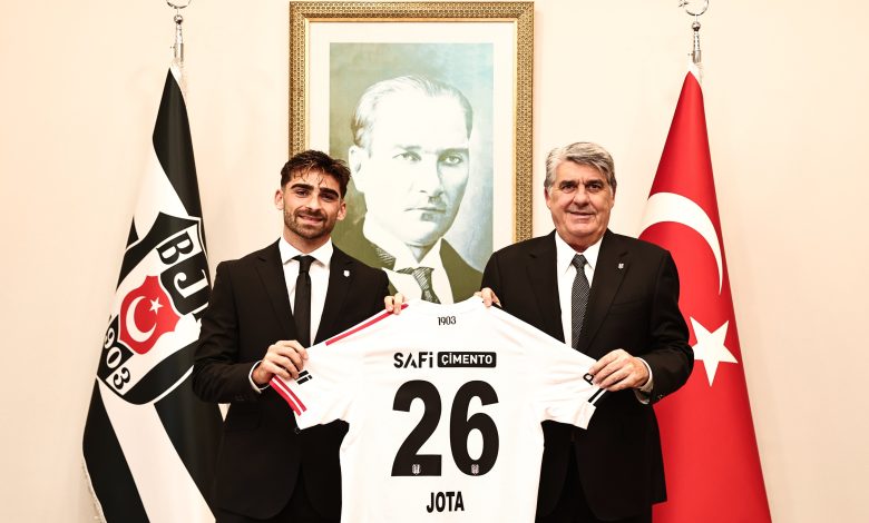 Beşiktaş, Jota Silva ile imzaladı 1 Beşiktaş, transferin son gününde Portekizli Jota Silva'yı İngiliz Nottingham Forest'tan kiralık olarak transfer etti