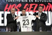 Beşiktaş taraftarı, Ernest Muçi ve Al Musrati transferlerinde bonservislerinin yüzde 60'ının yurtdışı finans kuruluşlarına devri sonrası Hasan Arat'ı sorguluyor