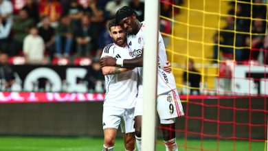 Trendyol Süper Lig erteleme maçında Beşiktaş, Kayserispor deplasmanında 4-0 kazanırken Rafa Silva hat-trick yaptı