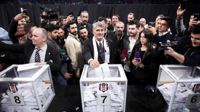 Beşiktaş Başkanı Serdal Adalı, "Transferin son 2 gününde biz Sergen Hocamızla bazı konularda, sol açık konusunda fikir ayrılığı yaşadık" dedi