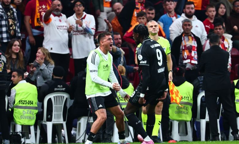 Trendyol Süper Lig'de Beşiktaş, 12. dakikada Abraham'ın golüyle öne geçtiği Galatasaray deplasmanında bir puana razı oldu