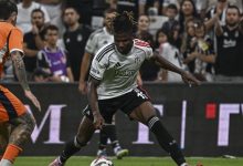 Beşiktaşlı El Bilal Toure, sakatlığı nedeniyle 2-3 hafta sahalardan uzak kalacak. Futbolcunun, Fenerbahçe derbisinde oynaması zor!