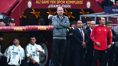 Beşiktaş Teknik Direktörü Sergen Yalçın, Galatasaray derbisiyle ilgili olarak "Birçok şeyi doğru yaptık aslında ama tek bir yanlışa ceza ağır kesildi. Üzgünüz" dedi