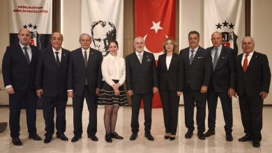 Beşiktaş Divan Kurulu Başkanlığını Ahmet Ürkmezgil kazandı. Affan Keçeci ise seçimde ikinci oldu