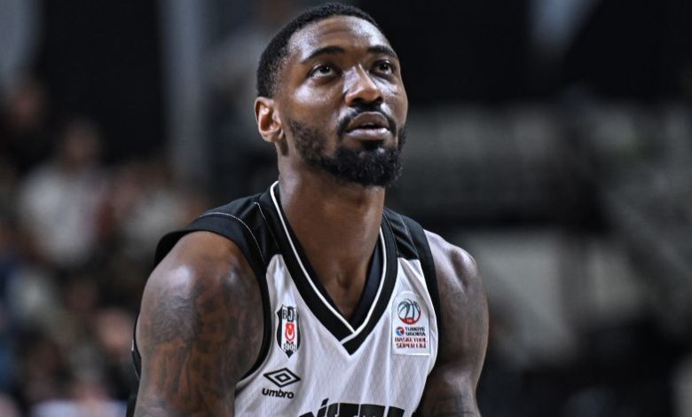 Beşiktaş Gain'den inanılmaz dönüş 1 Beşiktaş Gain, Türkiye Sigorta Basketbol Süper Ligi'nde ilk yarısını 12 sayı geride tamamladığı maçta Manisa Basket'i yendi