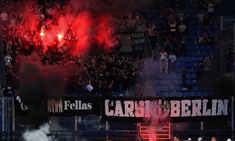 Beşiktaş taraftar grubu Goodfellas, bir üyelerinin statta silahlı saldırıya uğradığını yazılı açıklamayla duyurdu ve yönetimi sorumlu tuttu