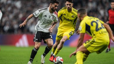 Serdal Adalı'nın başarısını (!) Rafa Silva taçlandırdı 7 Rafa Silva, Başkan Serdal Adalı’nın söylediği "Joao Mario gittikten sonra kimseyle konuşmadığı ve takım arkadaşlarından çok köpeğiyle vakit geçirdiği” yönündeki sözlerden olumsuz etkilenmiştir