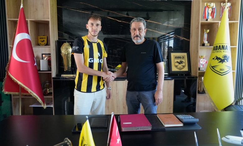 Beşiktaş’ta altyapı sorunu 1 Beşiktaş’ta Veli Kavlak’ın görevine son verilmesinin ardından altyapı oyuncularının rasgele kiralanması tartışılıyor