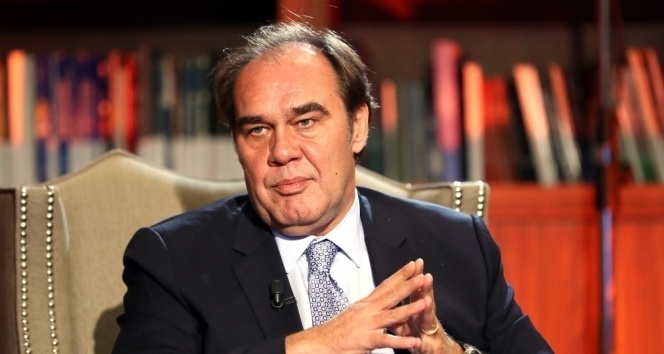 Demirören Grubu’nun, Doğan Medya Grubu’nun satın alınması için Ziraat Bankası’ndan aldığı 800 milyon dolarlık kredinin ödenmediği belirlendi.