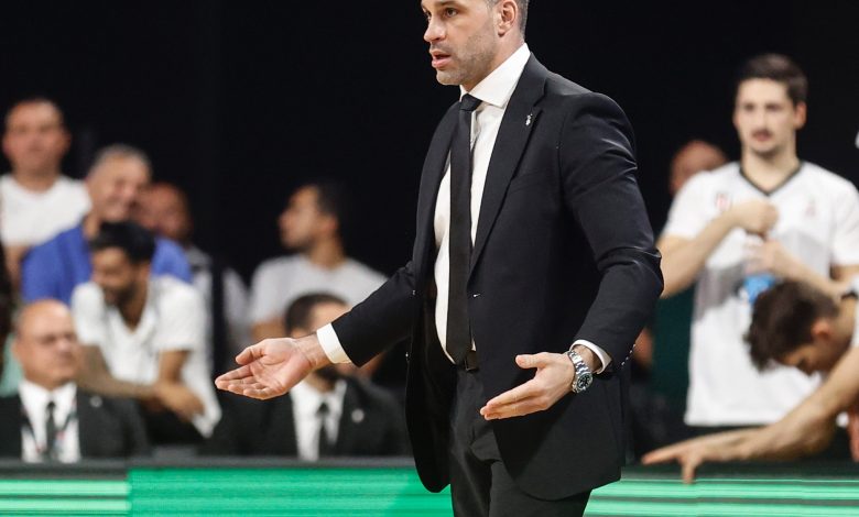 Beşiktaş’a 10 üzerinden 10 1 Beşiktaş Gain, Karşıyaka deplasmanında 86-73 kazanarak Türkiye Sigorta Basketbol Süper Ligi’nde 10’da 10 yaptı