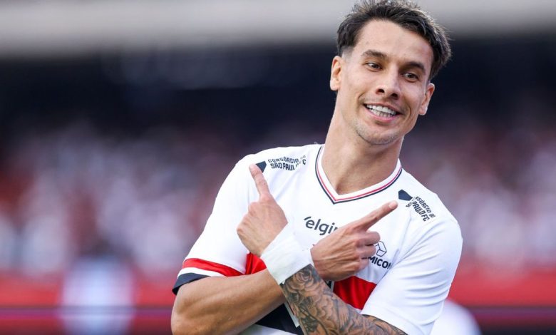 Brezilya basını, Beşiktaş’ın Trabzonspor’un da ilgilendiği Sao Paulo’dan sol kanat Ferreirinha için devrede olduğunu yazdı