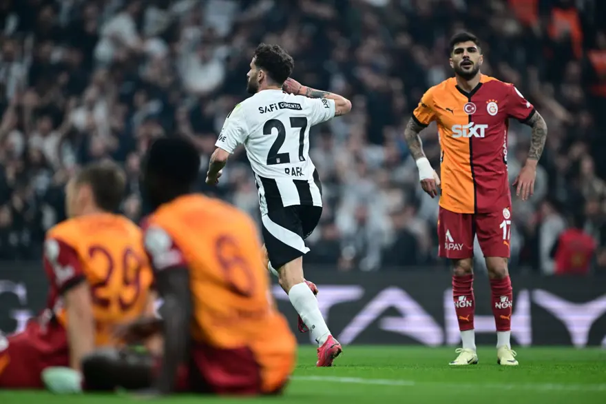 Rafa Silva ile ilgili tüm haberler Besiktas Postası'nda Rafa Silva haberleri, gelişmeleri ve Rafa Silva fotoğrafları yer alıyor.