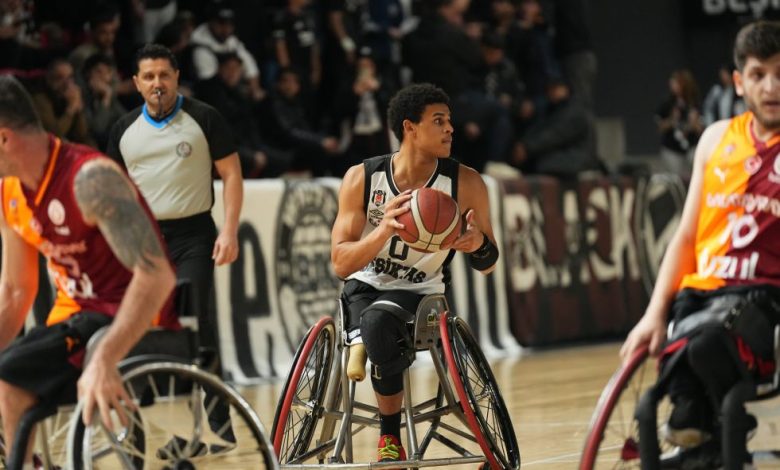 Beşiktaş'tan Galatasaray'a ders 1 Tekerlekli Sandalye Basketbol Süper Ligi'nde Beşiktaş, Galatasaray'ı devirerek rakibinin yenilmezliğine son verdi