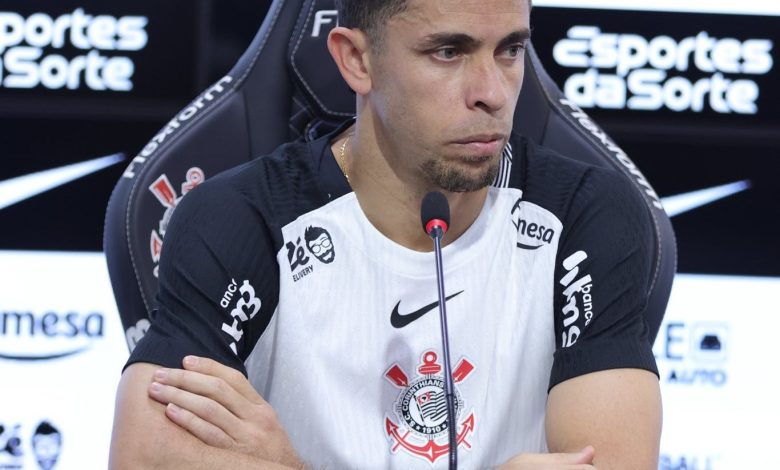 Beşiktaş'tan “Annem hasta, ülkeme gitmem gerekiyor” gerekçesiyle izin isteyen Gabriel Paulista, Corinthians’a imzasından sonra bir anda değişti