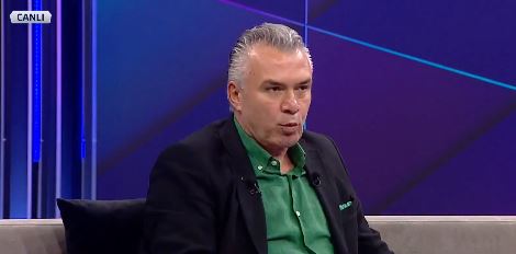 Gökhan Keskin: ''Beşiktaş’a hasbelkader gelmişsin; yaptıklarını söyle.'' 1 Gökhan Keskin'den Serkan Reçber'e:''Beşiktaş’a hasbelkader gelmişsin; yaptıklarını söyle.''