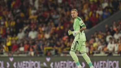 Beşiktaş’tan ikinci hediye: Mert Günok 7 Sezon başında Ernest Muçi’yi Trabzonspor’a gönderen Beşiktaş, deneyimli kaleci Mert Günok’u da Fenerbahçe’ye bedava verdi