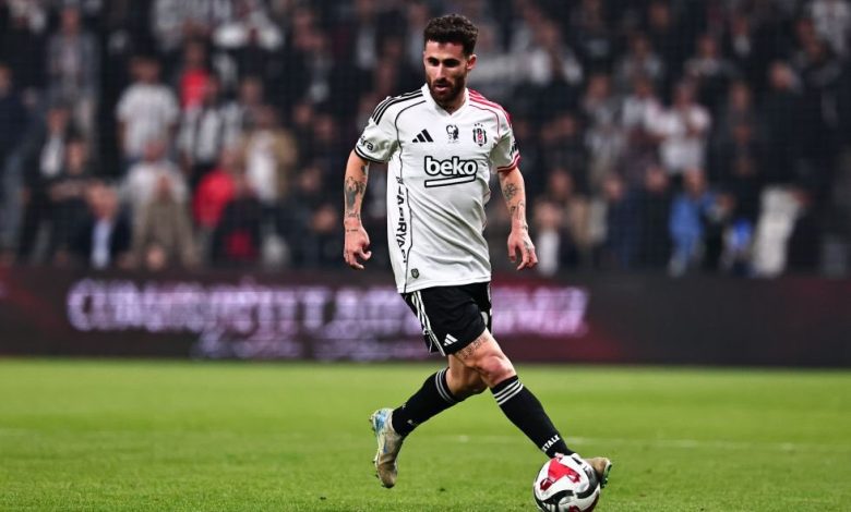 Portekizli gazeteci Luis Aguilar "Beşiktaş, Benfica'ya 40 Milyon Euro borçlu ve Rafa transferi bu hesaplara dahil olacak" dedi