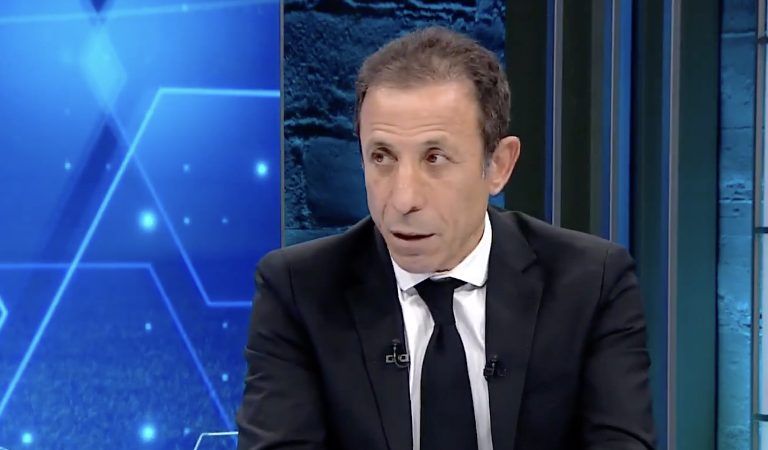 Recep Çetin'den Beşiktaş'a sert tepki! 1 Beşiktaş'ın efsanevi sağ beki Recep Çetin, kulüp yönetimini transfer politikasında plansızlıkla suçladı