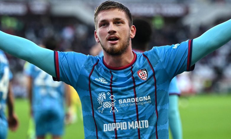 Semih Kılıçsoy kiralık oynadığı Cagliari'de son iki maçında gol atmasının ardından Milan karşısına 11'de çıktı