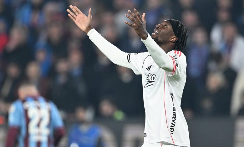İngiltere Premier Lig ekibi Aston Villa, Beşiktaş'ın golcüsü Tammy Abraham için 18 milyon Euro'yu gözden çıkardı