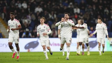 Beşiktaş, 90+7'de 3 puanı kaptı 6 Beşiktaş, Başakşehir deplasmanında 90+7. dakikada Mustafa Hekimoğlu'nun attığı golle 3-2 kazandı