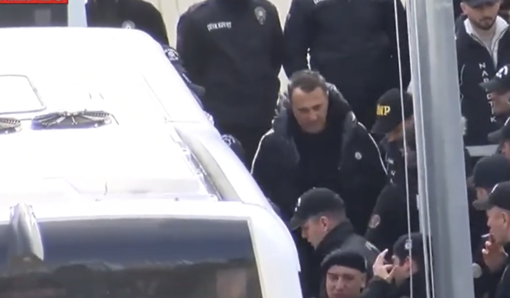 Fikret Orman uyuşturucu operasyonu kapsamında gözaltına alındığı öğrenildi.