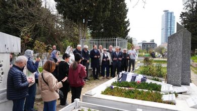 “Baba Hakkı” lakaplı Hakkı Yeten vefatının 37. yıl dönümünde bir kez daha saygıyla andı.
