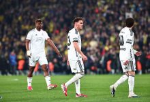 Fenerbahçe’ye deplasmanda 1-0 kaybeden Beşiktaş, bu sezon Süper Lig’de Galatasaray ve Fenerbahçe karşısında galibiyet elde edemedi.