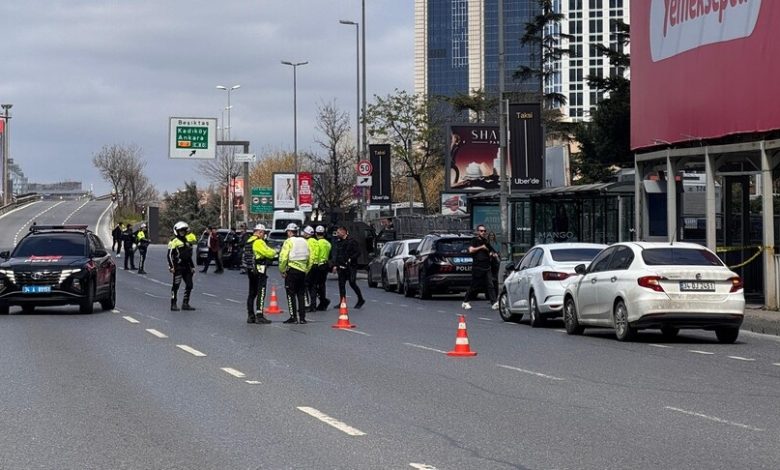 İstanbul’un Beşiktaş ilçesi Levent semtinde görev başındaki polislere yönelik silahlı saldırı düzenlendi.