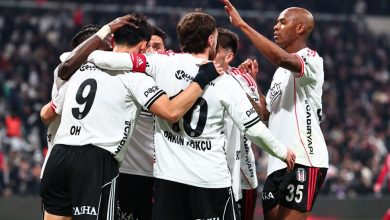 Beşiktaş, Antalyaspor'un işini çabuk bitirdi 5 Trendyol Süper Lig’de Beşiktaş, maçın ilk 10 dakikasında iki gol attığı Antalyaspor karşısında kolay bir galibiyet elde etti