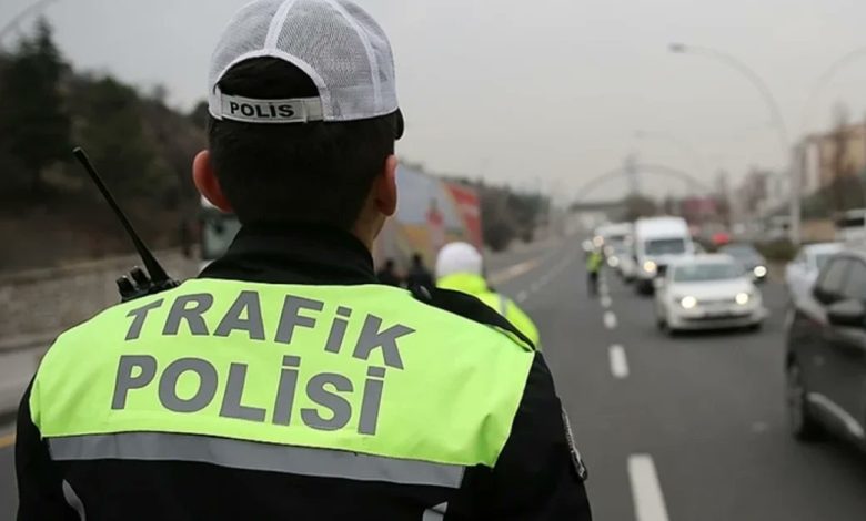 Beşiktaş'ta bu yollar final nedeniyle kapalı 1 İstanbul'un ev sahipliğinde bu akşam Tüpraş Stadyumu'ndaki UEFA Avrupa Ligi finali nedeniyle Beşiktaş'ta bazı yollar trafiğe kapatıldı