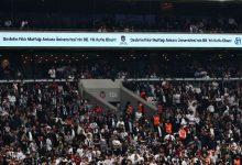 Trendyol Süper Lig’de Beşiktaş kendi evinde Trabzonspor’a 2-1 yenilirken taraftarlar teknik direktör Sergen Yalçın ve başkan Serdal Adalı’yı istifaya çağırdı