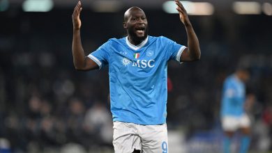 İtalyan basınına göre, Napoli ile ipleri koparan Belçikalı forvet Romelu Lukaku’nun transferi için Beşiktaş ve Fenerbahçe kapışıyor