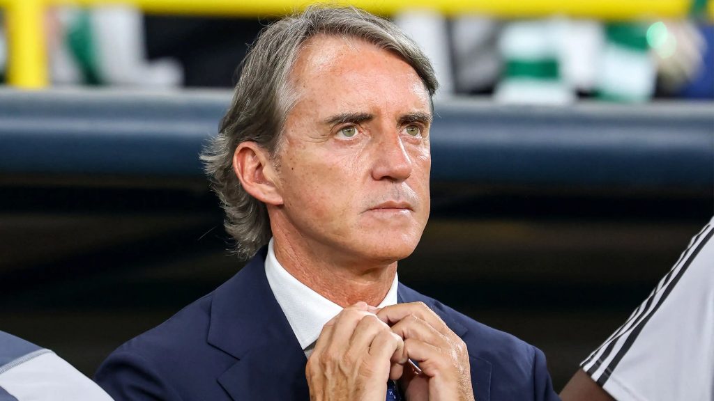 Beşiktaş’ta 1 numaralı aday Roberto Mancini 1 Beşiktaş’ta teknik direktör Sergen Yalçın’ın istifası sonrası olası hocalar arasında Roberto Mancini bir anda ilk sıraya yükseldi