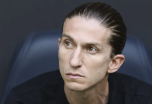 Beşiktaş yeni teknik direktörü için artık geri sayımda. Siyah-beyazlıların asbaşkanı Murat Kılıç ile futbol direktörü Önder Özen Filipe Luis'i almak için Portekiz'e gittiler.