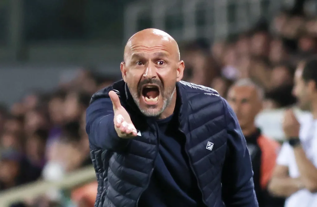 Vincenzo Italiano ile ilgili tüm haberler Besiktas Postası'nda Vincenzo Italiano haberleri, gelişmeleri ve Vincenzo Italiano fotoğrafları yer alıyor. 