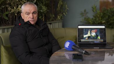 Feyyaz Uçar'a konuk olan Rıza Çalımbay, Hasan Arat'a sert tepki gösterirken eski yıldızlardan oluşan bir yönetimin ateşini yaktı