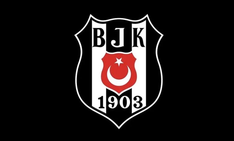 Beşiktaş’ta 6 futbolcuya veda etti 1 Beşiktaş, geçen sezon kiralık olarak forma giyen 5 futbolcunun yanı sıra sözleşmesi sona eren Salih Uçan için veda mesajı yayımladı.