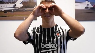 Beşiktaş’ta Trossard coşkusu: Belçikalı yıldız İstanbul’a geldi 4 Beşiktaş’ın Arsenal’den kadrosuna kattığı Leandro Trossard, Başkan Serdal Adalı ile birlikte İstanbul’a geldi.