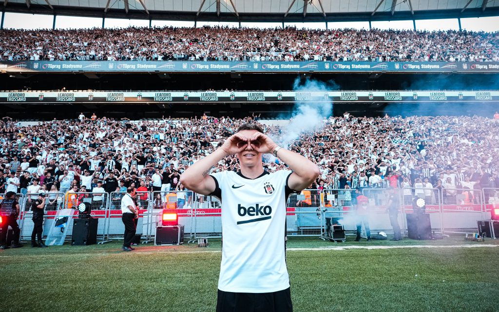UEFA Avrupa Ligi’nde Beşiktaş’ın Midtjylland’ı elemesi durumunda 3. Ön Eleme Turu’ndaki rakibi bugün çekilen kurayla belli oldu