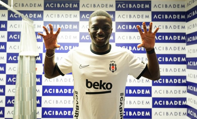 Ouattara sağlık kontrolünden geçti! 1 Beşiktaş’ın transfer görüşmelerini sürdürdüğü Fransız sol bek Kassoum Ouattara, İstanbul’da sağlık kontrolünden geçti.