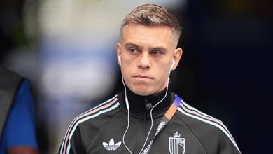 Serdal Adalı, Trossard transferini açıkladı 4 Beşiktaş Başkanı Serdal Adalı, Arsenal forması giyen Leandro Trossard için yürütülen sürece ilişkin konuştu.