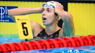 Anna Dountounaki 100m kelebek Yunan rekoru havuzda