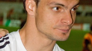 Yunanistan'ın 2004 Avrupa Şampiyonluğu: Rehhagel'in Planı 2 2004 Avrupa Şampiyonası finalinin gol atan oyuncusu Angelos Haristeas